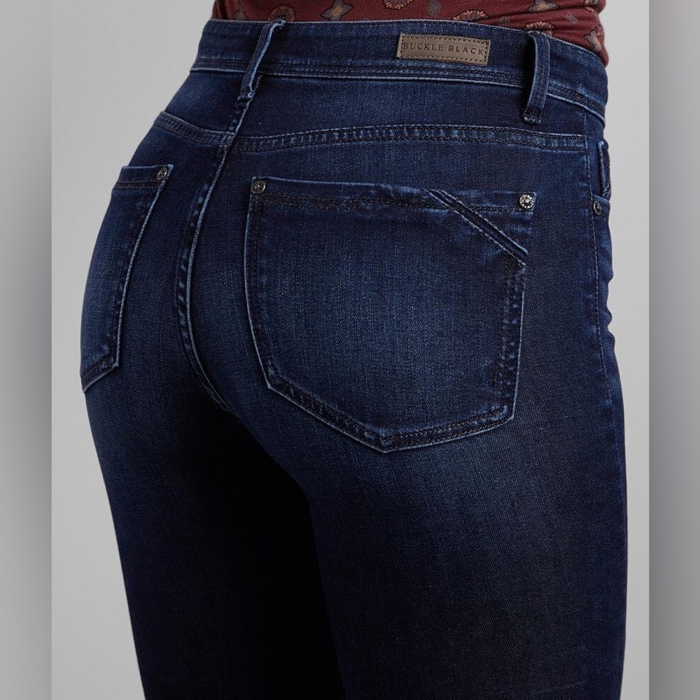 Women’s BUCKLE BLACK Curvy Mid-Rise Boot Stretch Jean- Size 26x30 - Picture 3 of 12